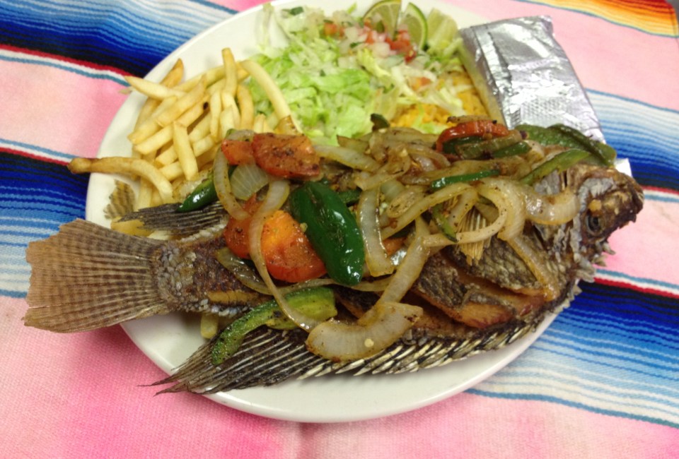 Rica mojarras fritas Rica mojarras fritas